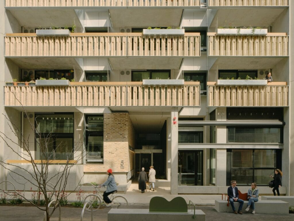 Nightingale Crt Yrd 1